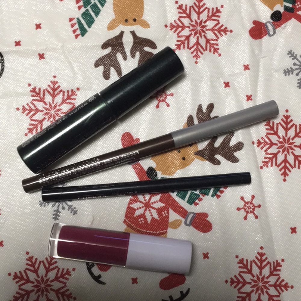Clinique make up lot.